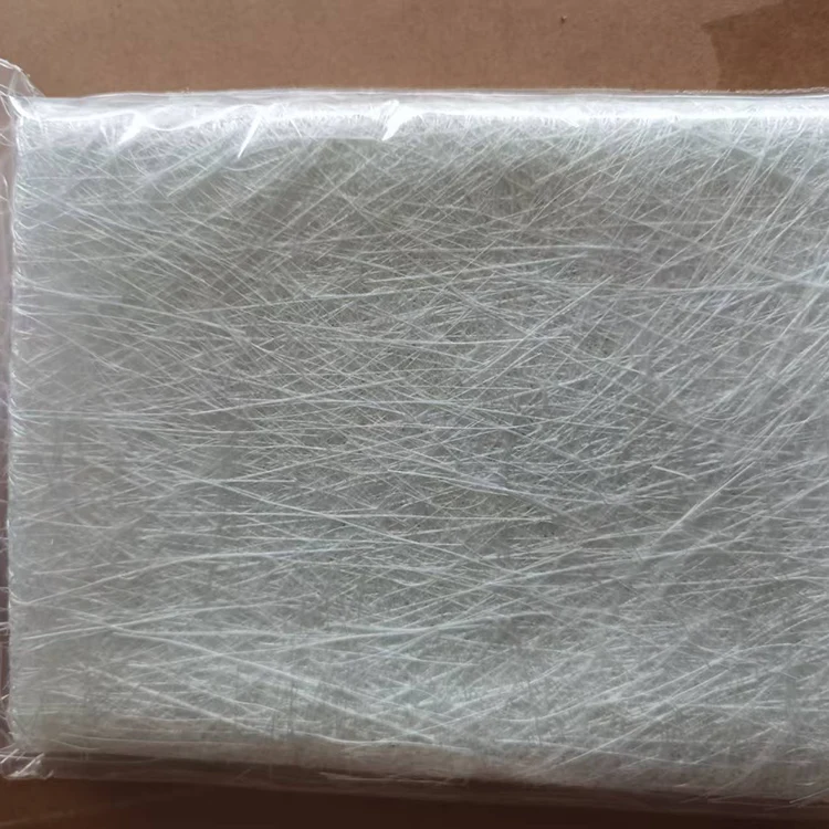 Kohandatud klaaskiust tükeldatud riba matt